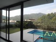 LINDA CASA ALPHAVILLE NOVA, 4 SUÍTES, VISTA PARA A MATA,...