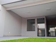 Linda casa alto padrão com espaço gourmet Residencial...