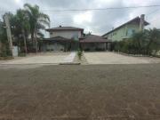 Linda casa alto padrão em Peruibe, perfeita para você