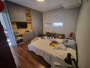 Linda Casa, ampla com piscina em condominio fechado