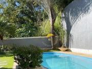 Linda casa com 240 metros quadrados com 3 suÃtes + 3...