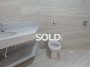 Linda casa com 2 dormitórios sendo 1 suíte, 90m² de...