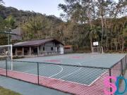 Linda casa com 3 dormitórios, piscina e maravilhosa área...