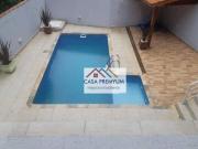 Linda casa com 3 suítes com piscina