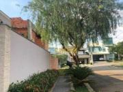 Linda casa com 4 dormitórios à venda, 352 m² por R$...
