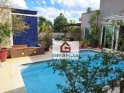 Linda Casa com 5 suítes, espaço gourmet, adega, piscina,...