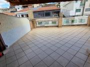 Linda casa com amplos quintais churrasqueira e salão de...