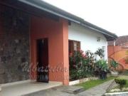 Linda Casa com Ótima Localização