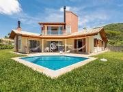 Linda Casa com Piscina e Vista para o Mar Campeche