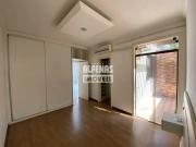 Linda casa comercial para locaãão bairro castelo...