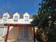 Linda casa con excelente conectividad