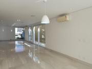 Linda casa condomínio fechado no Lorian Boulevard 4...