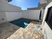 Linda casa de 200 m² de construção c/ piscina e cozinha...