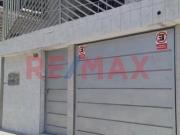 Linda Casa De 3 Pisos En Venta En Av Principal