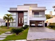 Linda Casa de Alto Padrão para venda no Condomínio...