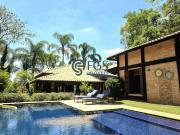 Linda casa de campo com estilo rústico, próximo as áreas...