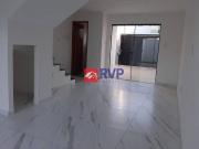 Linda Casa Duplex de 2 quartos Suítes com Quintal no...