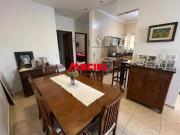 LINDA CASA EM CONDOMÍNIO, 2 DORMITÓRIOS, COM PLANEJADOS