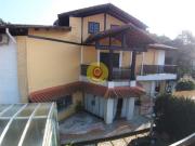 Linda Casa em Condomínio a 200 Metros da Praia de...