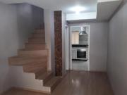 Linda casa em condomínio á venda com dois dormitórios