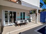 LINDA CASA EM CONDOMÍNIO COM 3 SUÍTES E PISCINA...