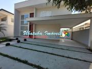 Linda casa em condomínio Fechado