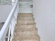 Linda casa em condomÃnio fechado com 5 suÃtes na regiÃ£o...