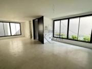 Linda casa em condomínio fechado na Chácara Santo Antônio
