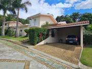 Linda Casa em Condomínio Fechado na Fazendinha Granja Viana!