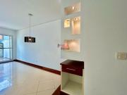 Linda casa em condominio fechado no jardim Marajoara...