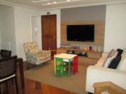 Linda casa em condomínio fechado no Real Parque