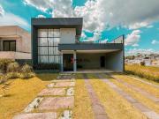 Linda Casa em Condomínio no Reserva Santa Paula