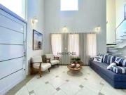 Linda casa em excelente localização dentro de condomínio...