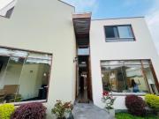 Linda casa en condominio con ingreso independiente Linda casa en condominio con ingreso independiente