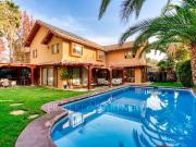 Linda casa en condominio, orientación Norte. San Carlos...