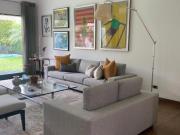 LINDA CASA EN CONDOMINIO, TECHOS DE DOBLE ALTURA CON...