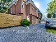 Linda Casa en Condominio, venta en barrio Amapolas, Ñuñoa.