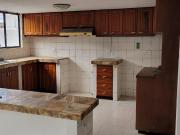 Linda casa en el sector de la Pio XII, 5 pisos