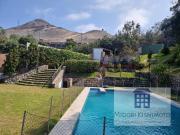 Linda Casa en Frente a Parque