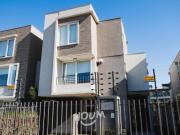 LINDA CASA EN PARQUE COUSIÑO MACUL