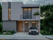 Linda casa en PREVENTA en Altanza Solares
