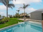 LINDA CASA EN VENTA CON 5 DORMITORIOS GRAN JARDIN...