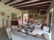 Linda Casa En Venta En La Planicie Con Amplios Jardines...