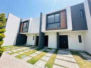 CASA EN VENTA NUEVA EN PRIVADA AEROPUERTO DE TOLUCA 40...