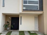 LINDA CASA EN VENTA PASEO ARBOLEDAS TOLUCA SANTIN