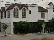 LINDA CASA EN VENTA UBICADA EN SAN NICOLAS DE LOS GARZA,...