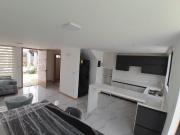 CASA EN VENTA CASHAPAMBA VALLE DE LOS CHILLOS 150m2