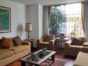 LINDA CASA FRENTE A PARQUE SAN BORJA