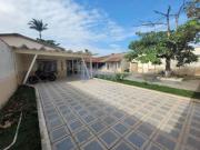 Linda Casa Gigante em Itanhaém com 06 Dormitórios sendo...