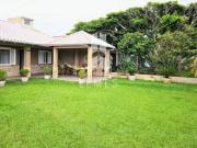 LINDA CASA LOCALIZADA NA PRAIA DE IMBÉ, A APENAS 600M DO...